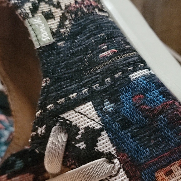 *NWT* Sanuk Shaka Lite Rug Shoes - Picture 8 of 10